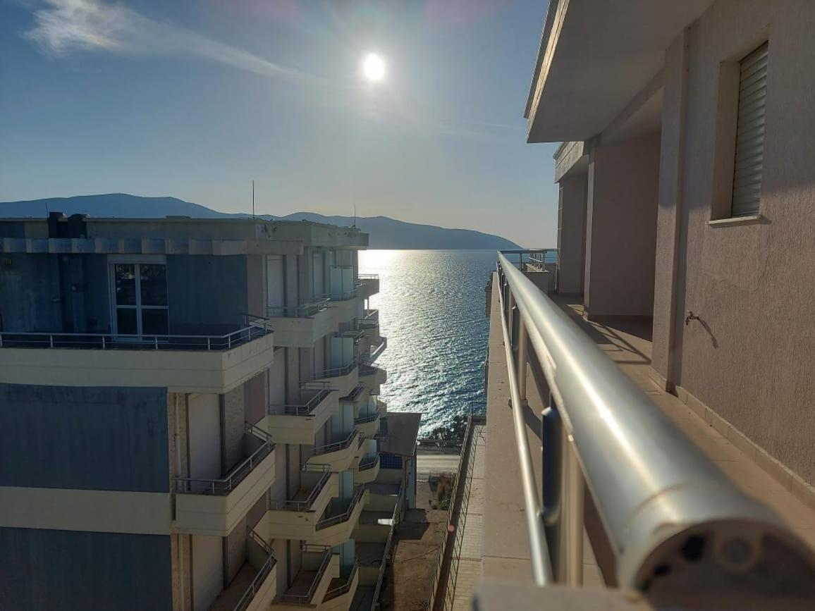 Edan Apartments Вльора Екстер'єр фото