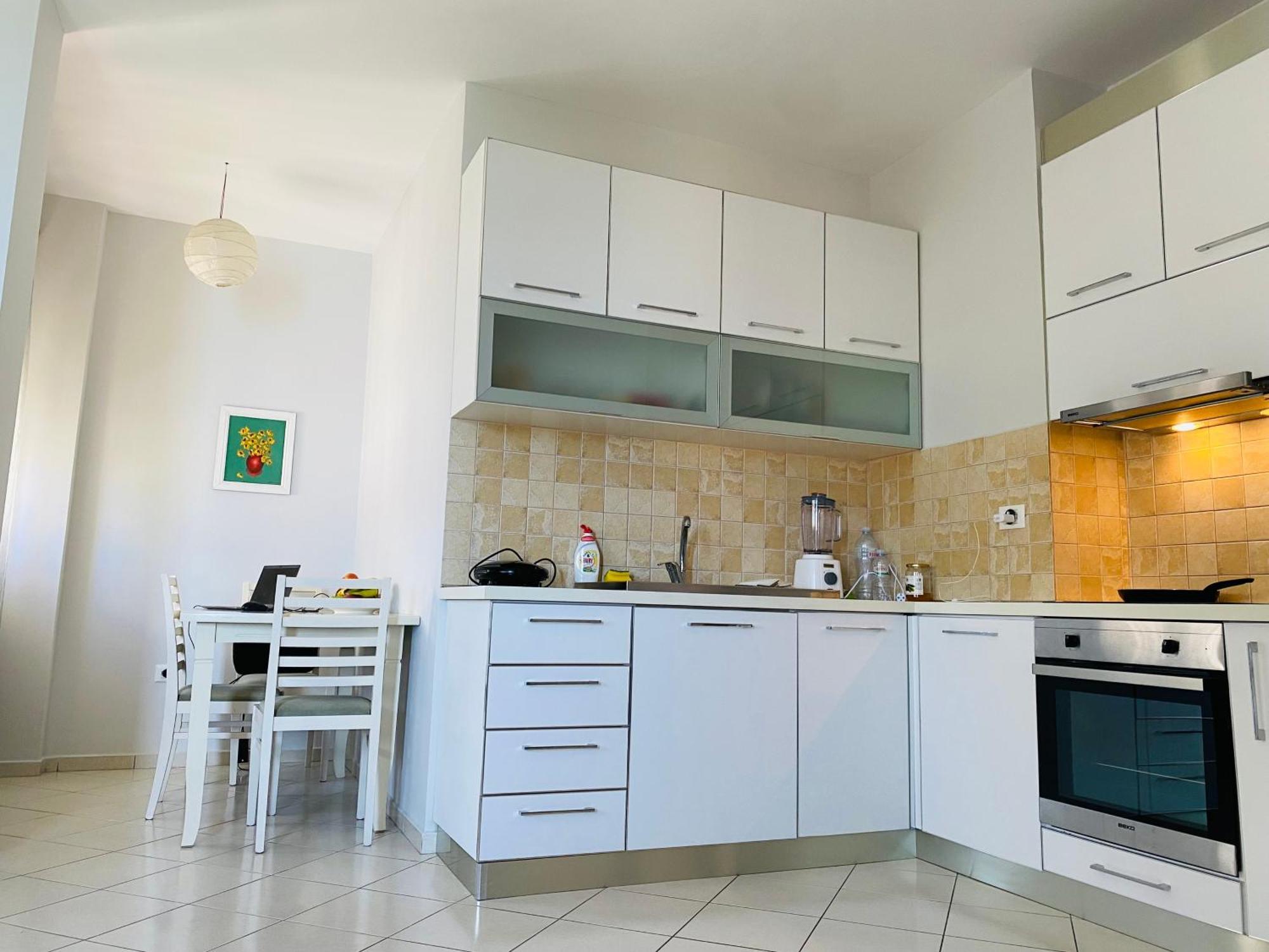 Edan Apartments Вльора Екстер'єр фото